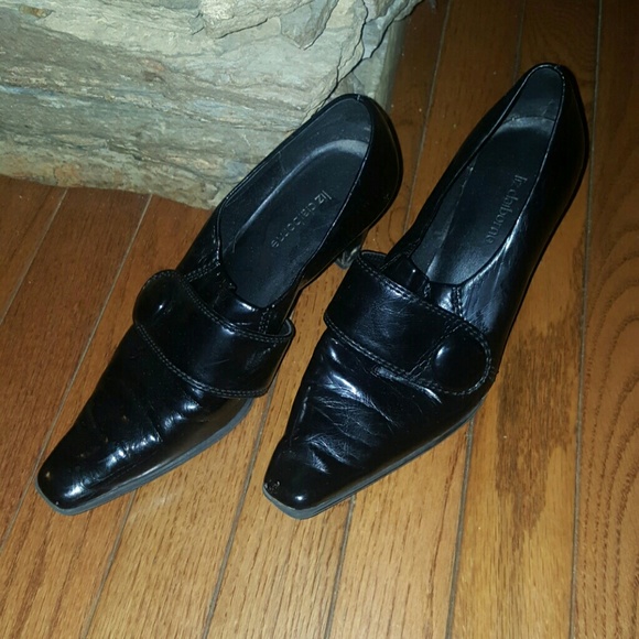 Liz Claiborne Shoes - Black Liz Claiborne ( FINAL MARKDOWN)💙
